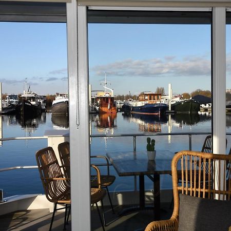Tiny Floating House Ibiza Villa Maastricht Exteriör bild