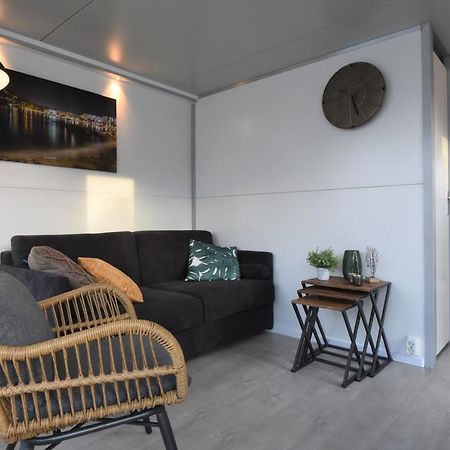 Tiny Floating House Ibiza Villa Maastricht Exteriör bild